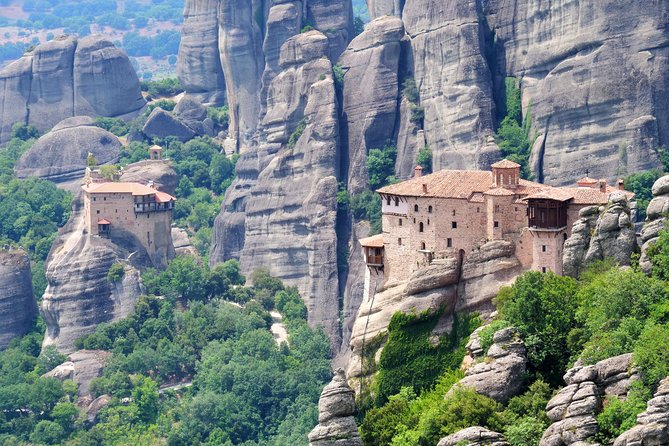 2-Day Tour to Delphi & Meteora with Guide and Tickets From Athens - Kalambaka overnight: where you sleep (and why it helps)