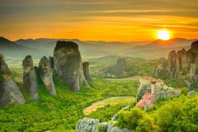 2-Day Tour to Delphi & Meteora with Guide and Tickets From Athens - Day 1 from Athens to Delphi: Temple of Apollo to a bus switch