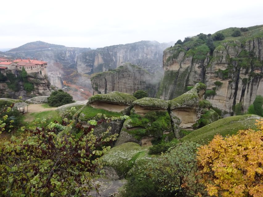 4-Day Tour of Mycenae, Epidaurus, Olympia, Delphi & Meteora - Day 4: Meteora monasteries in the clouds, with the dress rules you can’t ignore