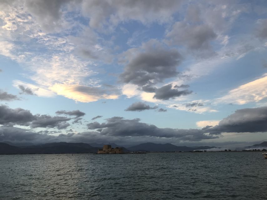4-Day Tour of Mycenae, Epidaurus, Olympia, Delphi & Meteora - Getting around: long drives, comfortable coaching, and what to pack