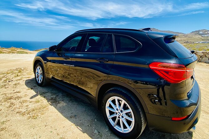 Arrival/Departure & Point to Point Transfer Services in Mykonos - Drivers as local helpers: tips, landmarks, and names to remember
