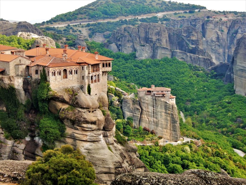 Athens: 2 Days in Meteora with 2 Guided Tours and Hotel Stay - Why This Athens-to-Meteora Plan Works Better Than a 1-Day Rush
