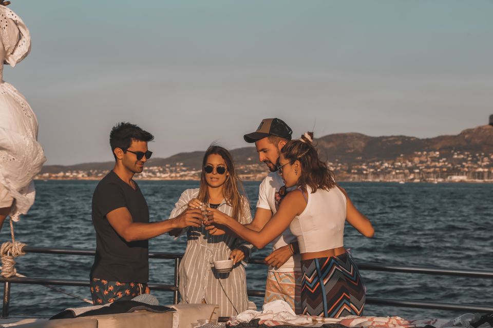 Athens: 3-Hour Sunset Cruise with Swim Stop, Snacks & Drinks - Watching sunset colors from a moving deck