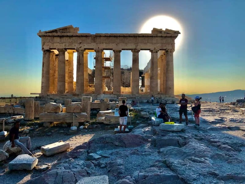 Athens: Acropolis Guided Tour in Spanish-Option Tickets - Odeon of Herodes Atticus: a theater that still has a calendar
