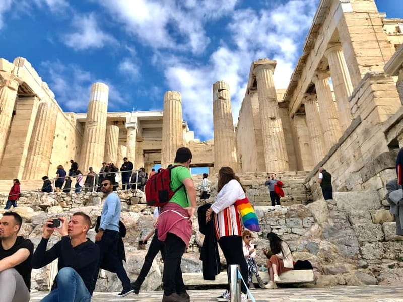 Athens: Acropolis Guided Tour in Spanish-Option Tickets - Erechtheion and the Porch of Caryatids: finishing with iconic details