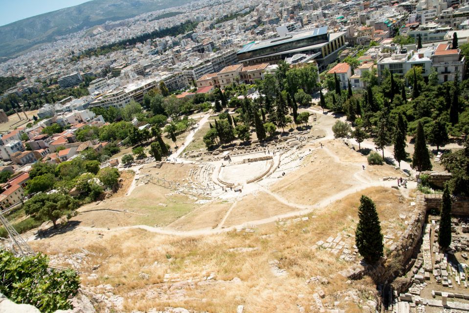Athens: Acropolis, Parthenon & Acropolis Museum Guided Tour - Sunday plans, Monday reality: the museum closing shift