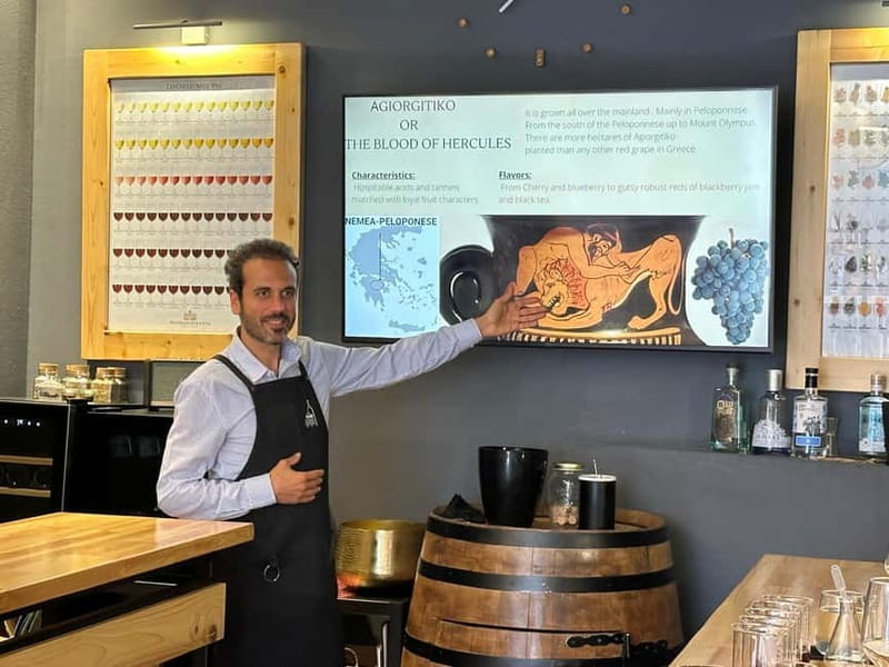Athens: Acropolis Wine Tasting with Cheese and Olives - Cheese, olives, and bread rusks: pairing that makes sense