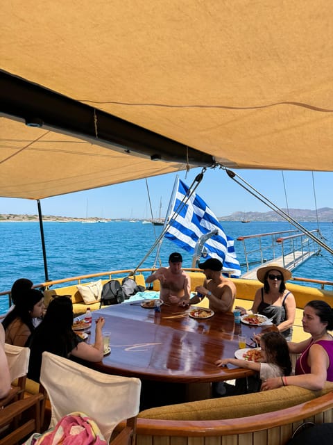 Athens: Agistri, Metopi & Aegina Cruise with Meals & Drinks - Marina Zeas yachts: Angelique vs Martika (and what it changes for you)