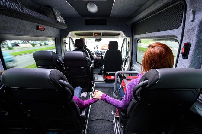 Athens Airport Arrival Transfer to Hotels or Addresses in Athens - Who This Transfer Suits Best (and Who Might Skip It)