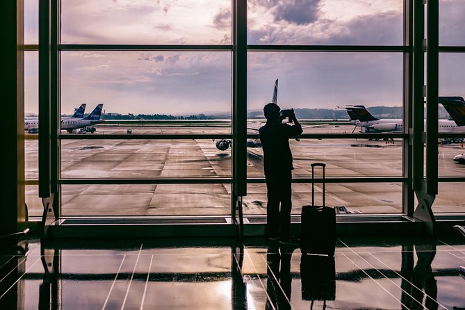 Athens AirPort To Athens Hotels Luxury Private Transfer Service - Price and value: what you’re really paying for at $137.91 per person