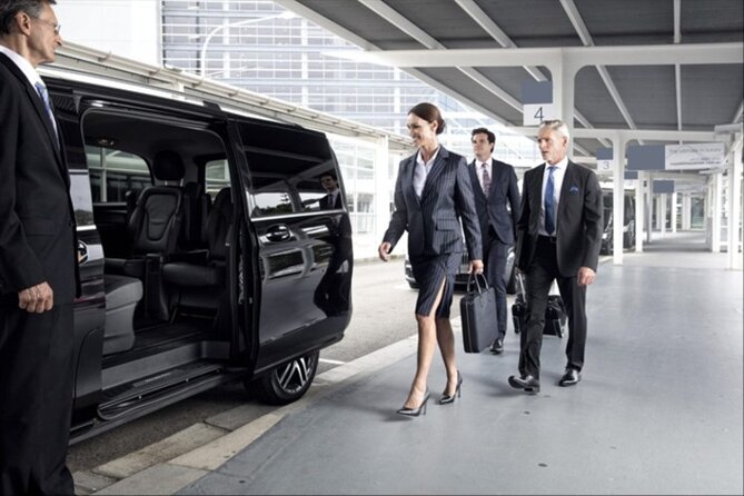 Athens Airport to Athens Hotels Private Arrival Transfer - Who This Athens Airport Transfer Fits Best