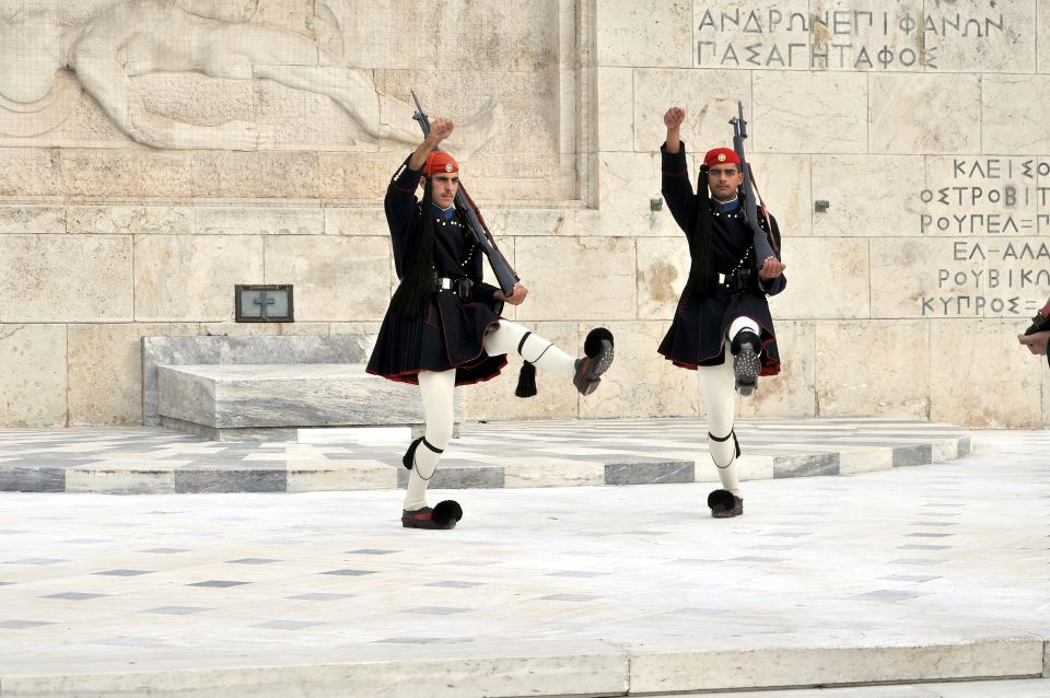 Athens City, Acropolis and Museum Tour with Entry Tickets - Who should book this tour (and who might not)