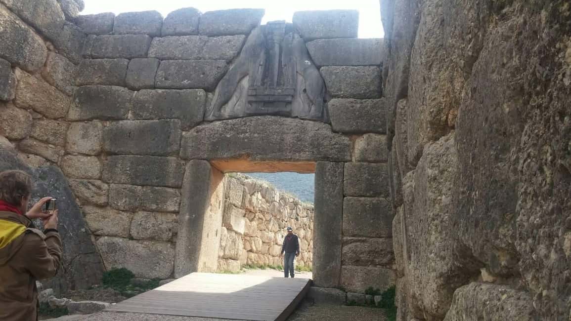 Athens: Corinth Canal, Mycenae and Nafplio Day Tour - Leaving Athens: The Hotel Amalia Start Makes It Easy