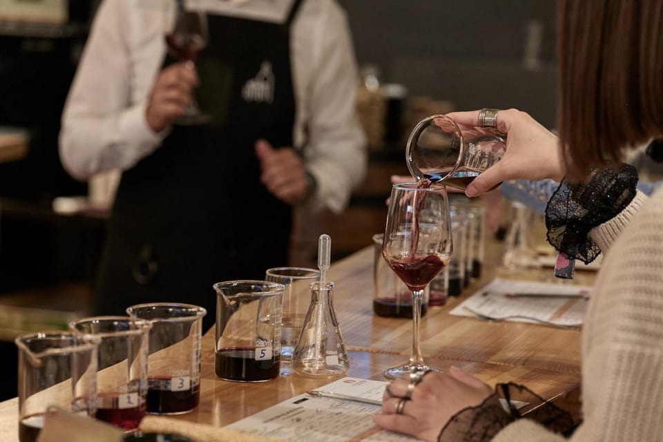 Athens: Create Your Own Wine-Workshop under the Acropolis - The Guide Makes the Mood: What to Look For