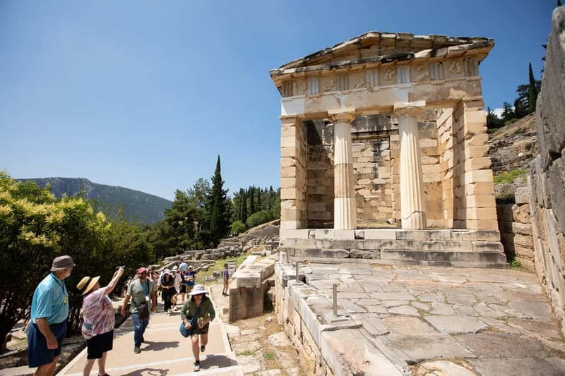 Athens: Delphi Day Tour with Museum & Arachova Village Visit - Riding out of Athens: timing, roads, and what you’ll see on the way
