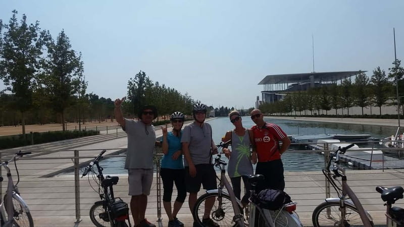 Athens: Electric Bike Seaside Tour with Guide - Kerameikos to the Coast: The New Cycle Road Moment