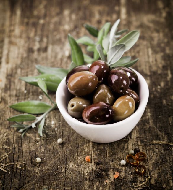 Athens: Greek Food Discovery Small Group Walking Tour - Specialty shops: olive oil, cheese, spreads, and real condiment nerd time