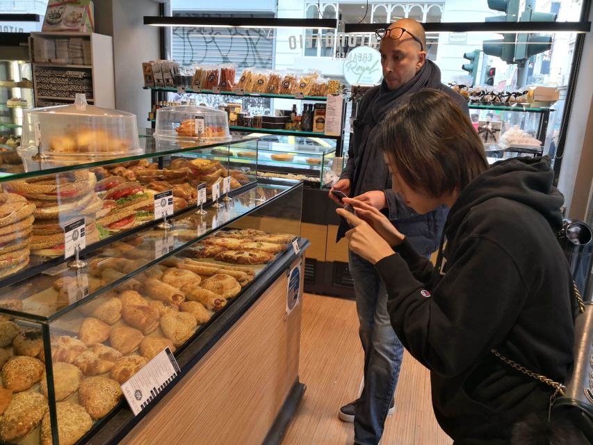 Athens: Greek Street Food Tour - When the tour changes: market hours and weekend swaps