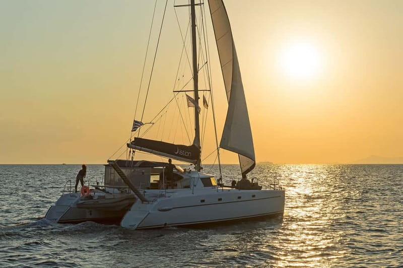 Athens: Half-Day Sunset Catamaran Cruise with Meal & Drinks - The 4-hour flow: how your afternoon turns into sunset time