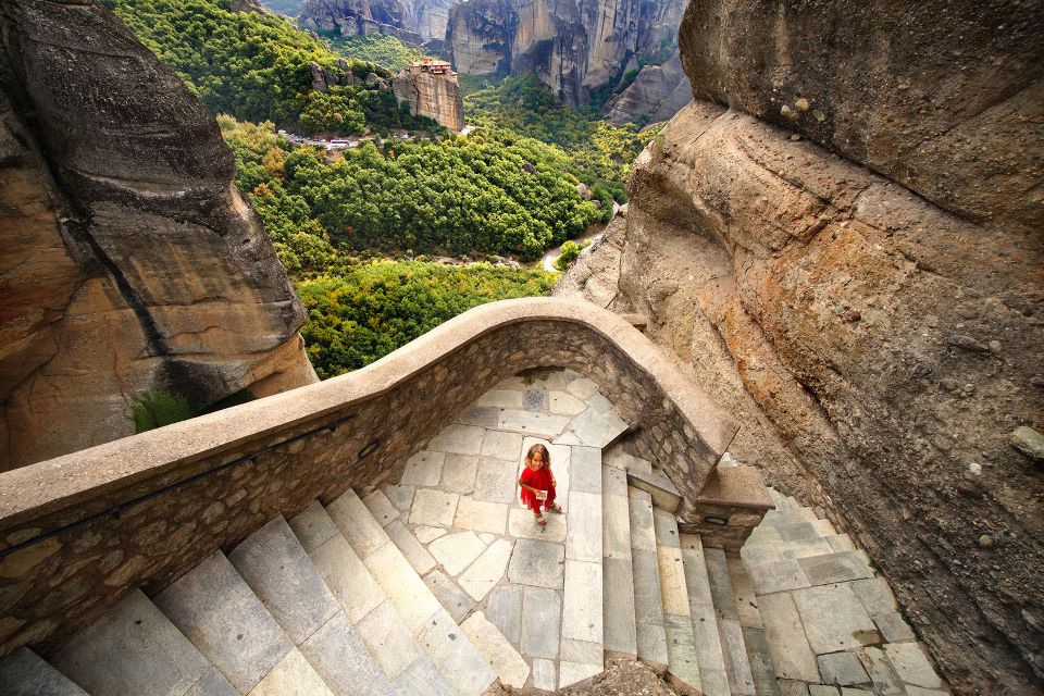 Athens: Meteora 2-Day Trip with Hotel, Sunset & Morning tour - Your day one plan: sunset, Byzantine church, hermit caves, and 4 monasteries