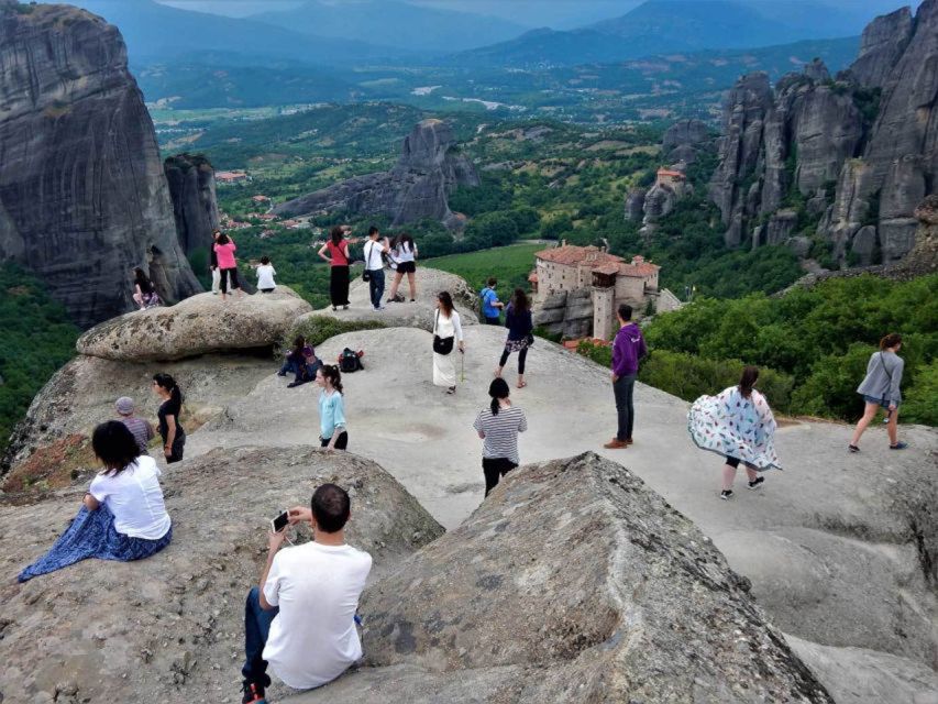 Athens: Meteora Monasteries Day Trip with Caves and Lunch - Lunch options: what you get with the voucher and how to avoid surprises