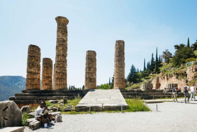 Athens: Mythology of Delphi, Museum and Arachova Guided Tour - Carbon-neutral tour day: what that means for you