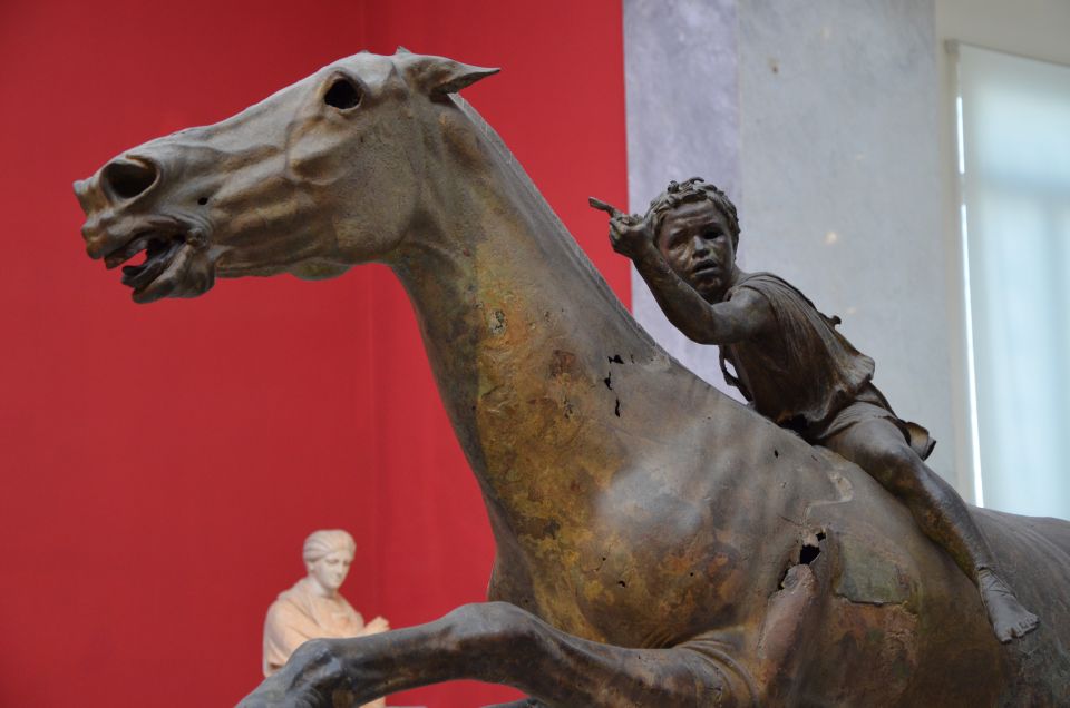 Athens: National Archaeological Museum Private Guided Tour - How Christos Brings the Museum to Life