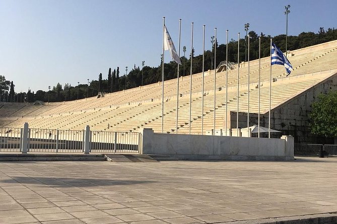 Athens Night Sightseeing Tour with Greek Dinner Show - Athens by Night: What This Tour Is Really About