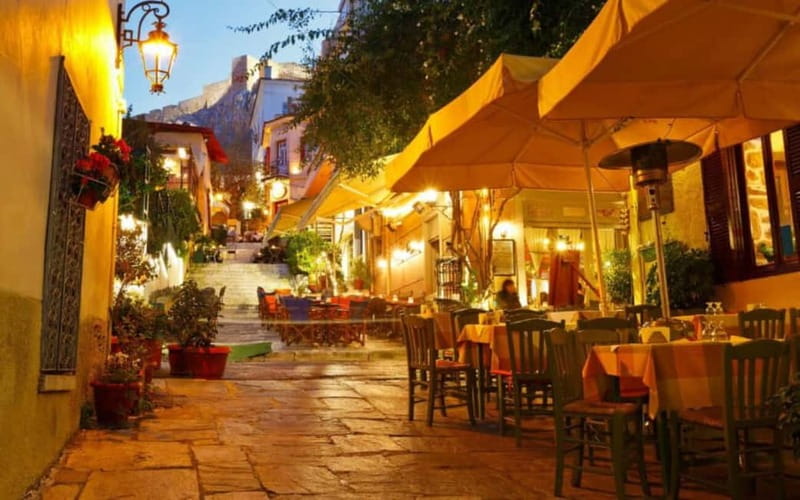 Athens: Night Walking Tour - Night Walking Tour in Athens: Why This 2.5 Hours Works