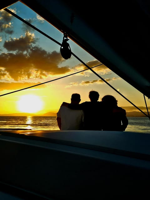 Athens: Riviera Catamaran Tour with Fresh Meal and Drinks - Hydrousa Island Stop: A Short Adventure Without the Crowds