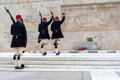 Athens Sightseeing Small Group Tour (Acropolis Tickets Included) - Meeting point and timing: the part that decides if the day feels smooth
