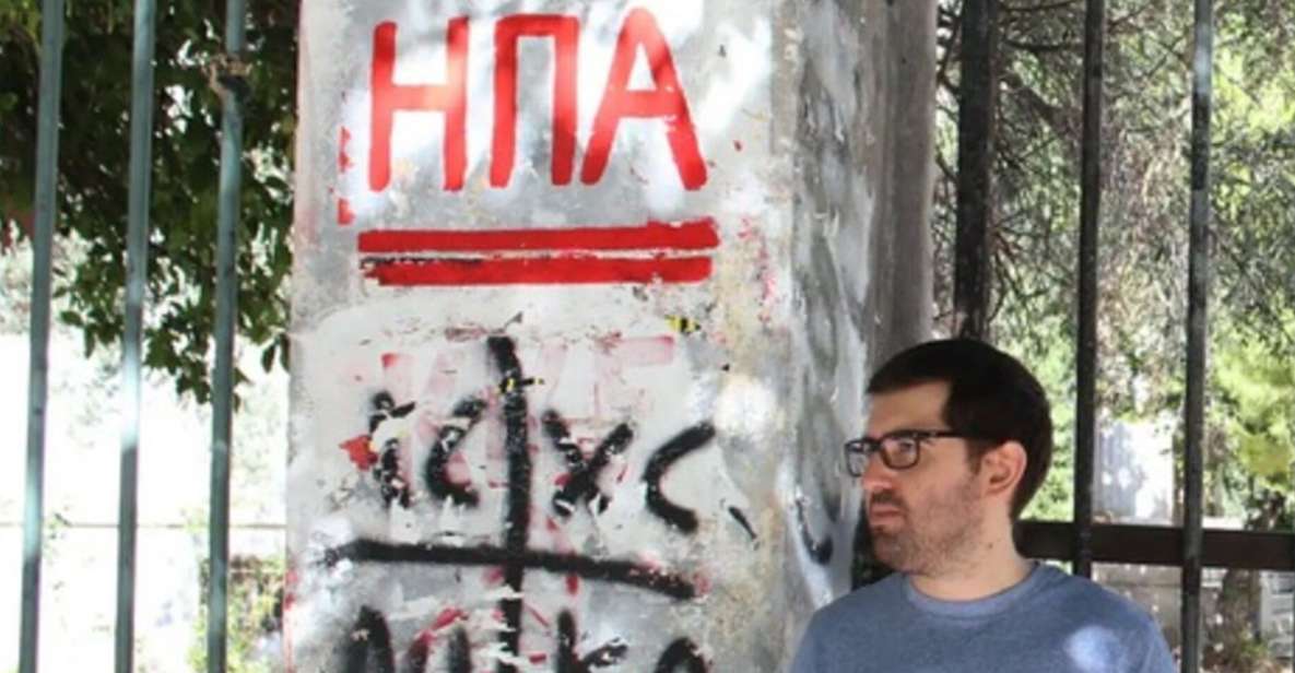 Athens Social and Political Walk - Your guide: political science, with street humor