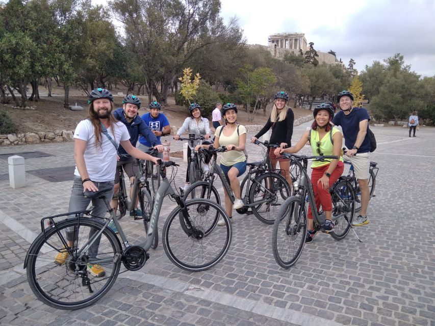 Athens: Sunset Bike Tour - Temple of Olympian Zeus: the warm-up photo stop