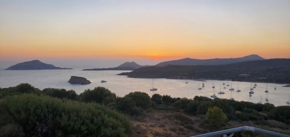 Athens: Temple of Poseidon and Cape Sounion Sunset Tour - Pickup, private limo comfort, and what “private group” actually means