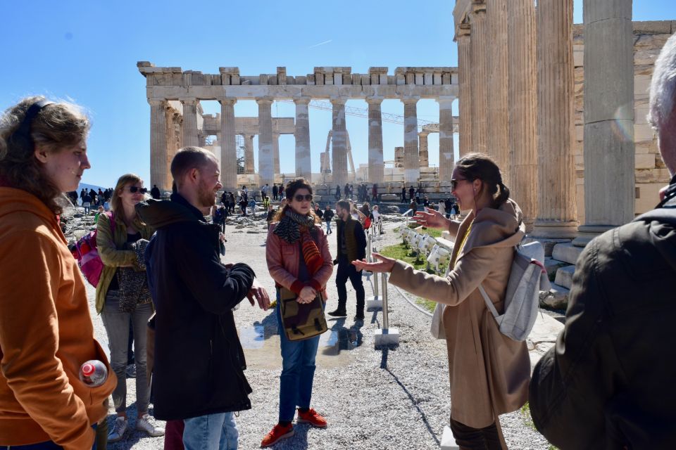 Athens: The Acropolis Guided Walking Tour in Dutch - Starting at the Acropolis side entrance: the walk that actually helps