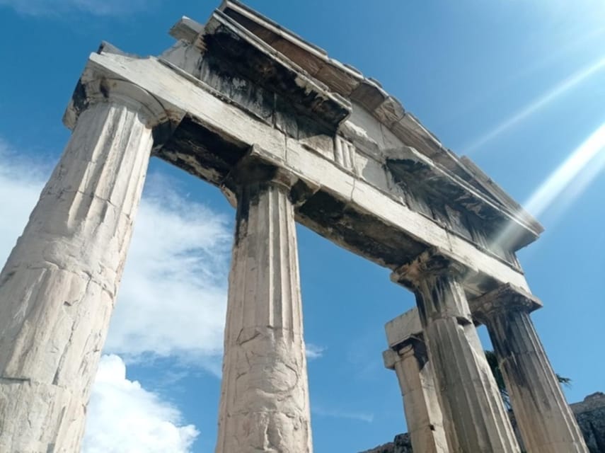Athens: the Great Greek Philosophers Guided Tour in Spanish - Turning Athens Streets Into a Philosophy Lesson