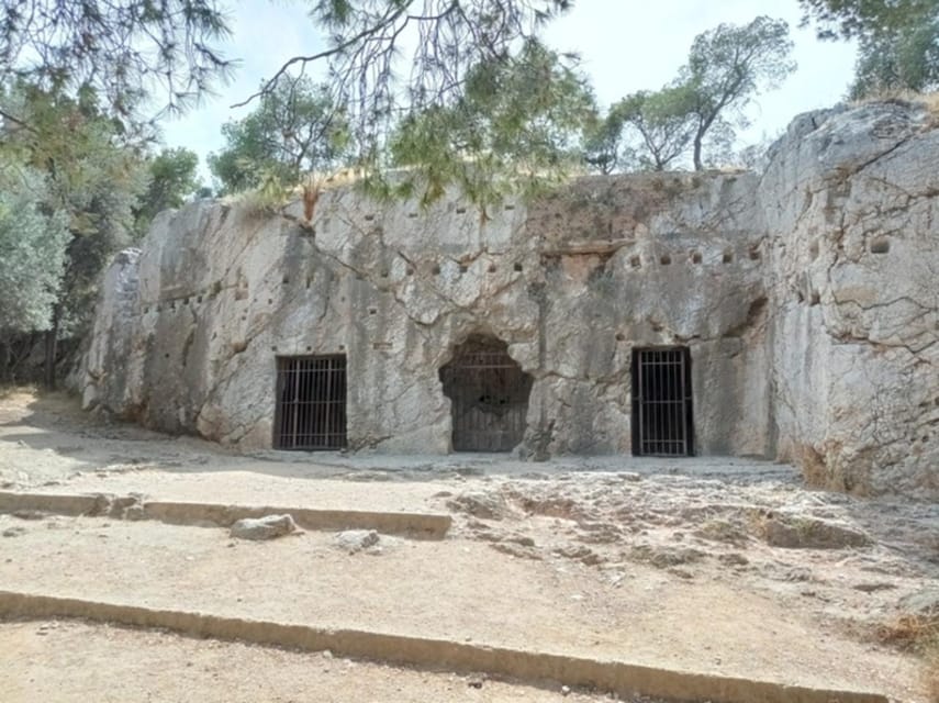 Athens: the Great Greek Philosophers Guided Tour in Spanish - From the Agora to the Hill of Pnyx: How Public Space Shapes Thought