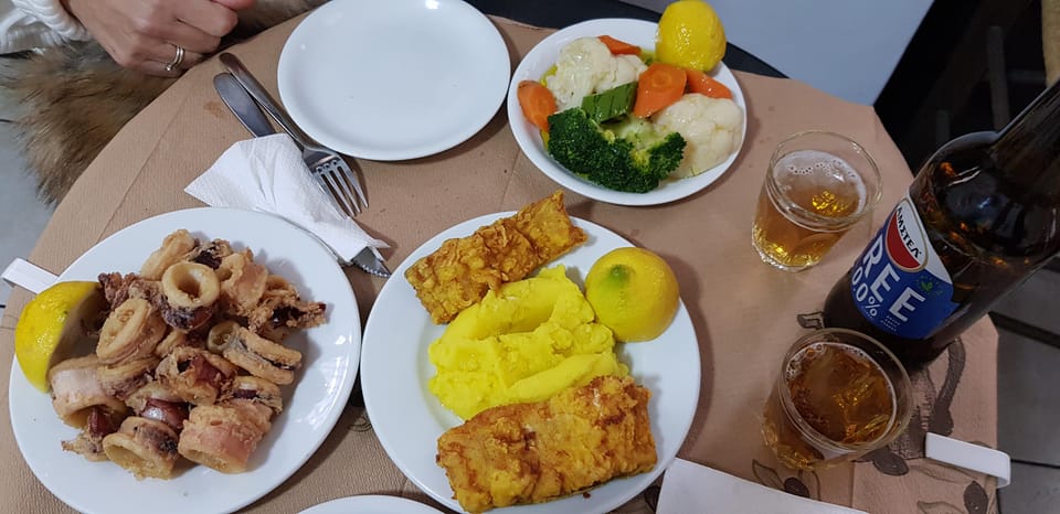 Athens: Traditional Greek food tour in hidden spots - The olive oil producer tasting: what you should look for