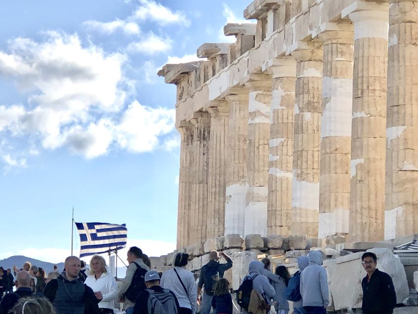 Athens:Acropolis - Historical Center Walking Tour in Spanish - Tower of the Winds and Mitropolis: The Final Lesson in Daily Athens