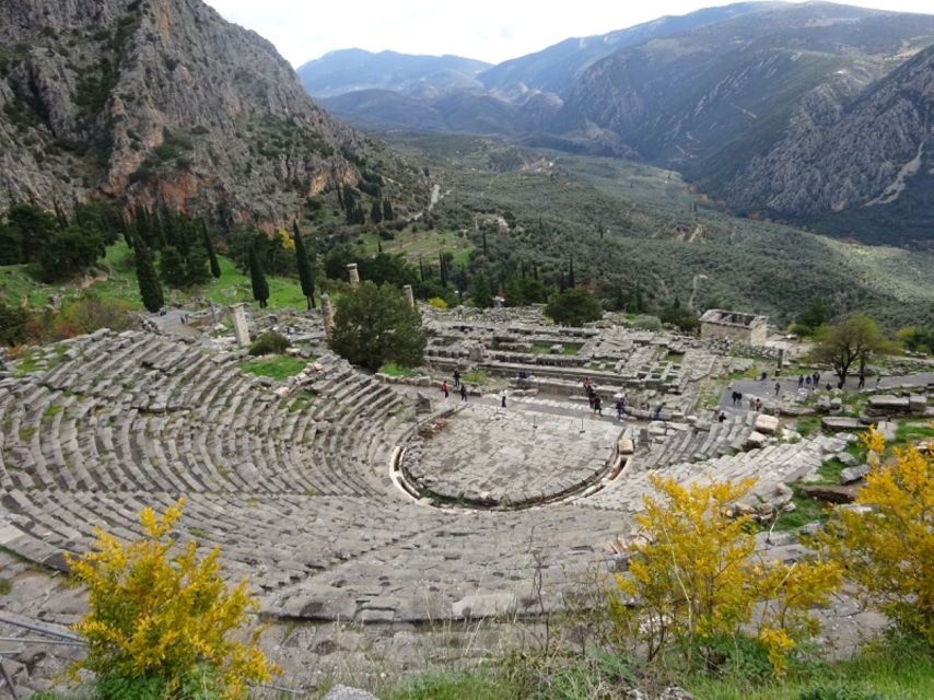 Delphi and Meteora: 2-Day Bus Tour from Athens - Guides, language, and the human factor