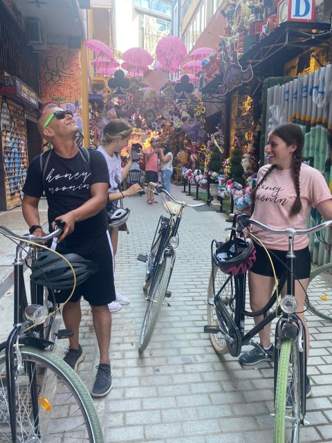 . Explore Athens by Bike: A Suncycling Athens Tour - Syntagma to a secret stop: how the tour keeps momentum