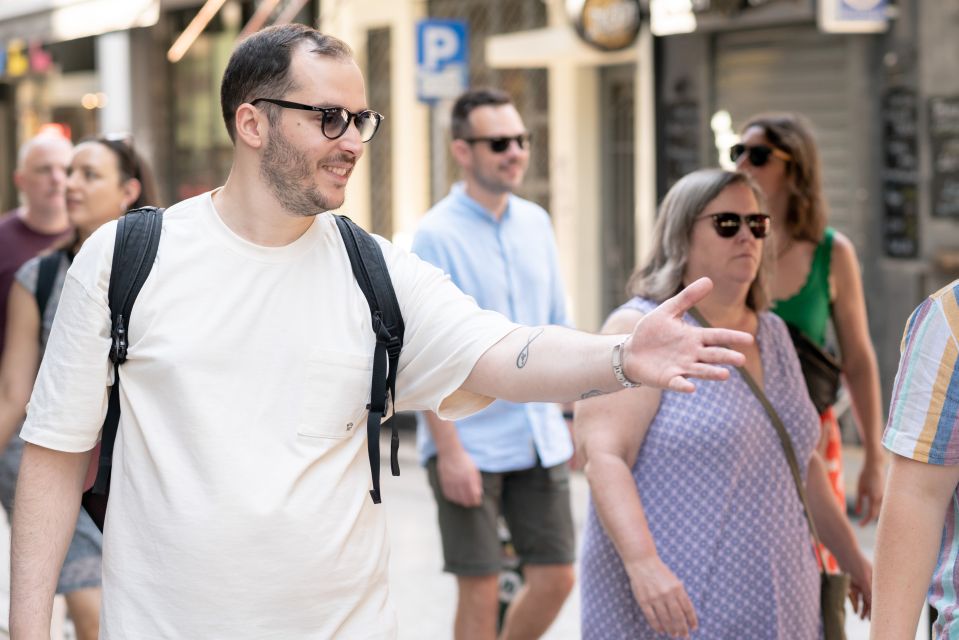 Explore the Hidden Food Gems of Athens - The cooking demo moment: tzatziki-style learning you can use