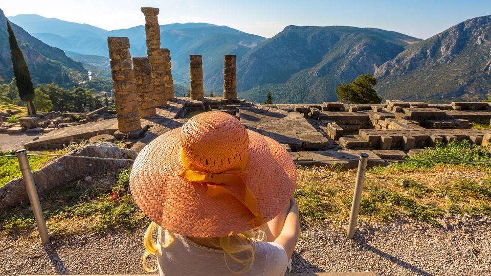 From Athens: 3 Days in Meteora & Delphi with Tours & Hotel - Delphi the efficient way: museum first, then UNESCO ruins with audio