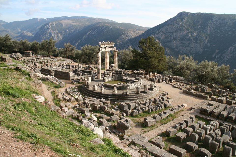 From Athens: Delphi Full Day V.R. Audio Guided Tour - Back to Athens: plan for timing that can flex