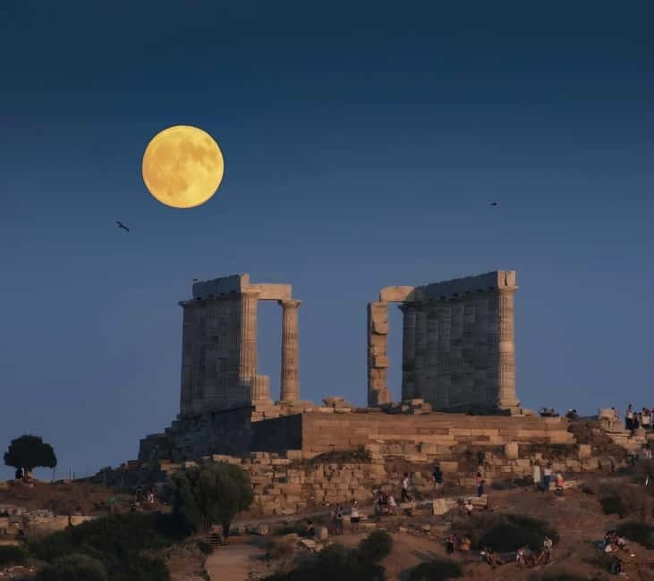 From Athens: Lake Vouliagmeni Spa & Temple of Poseidon Tour - The Athens drive: plan for traffic and enjoy the coast