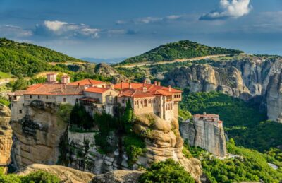 From Athens: Meteora Train Trip with Overnight Stay - Getting from Athens to Kalambaka: rail first, then bus if the line is disrupted