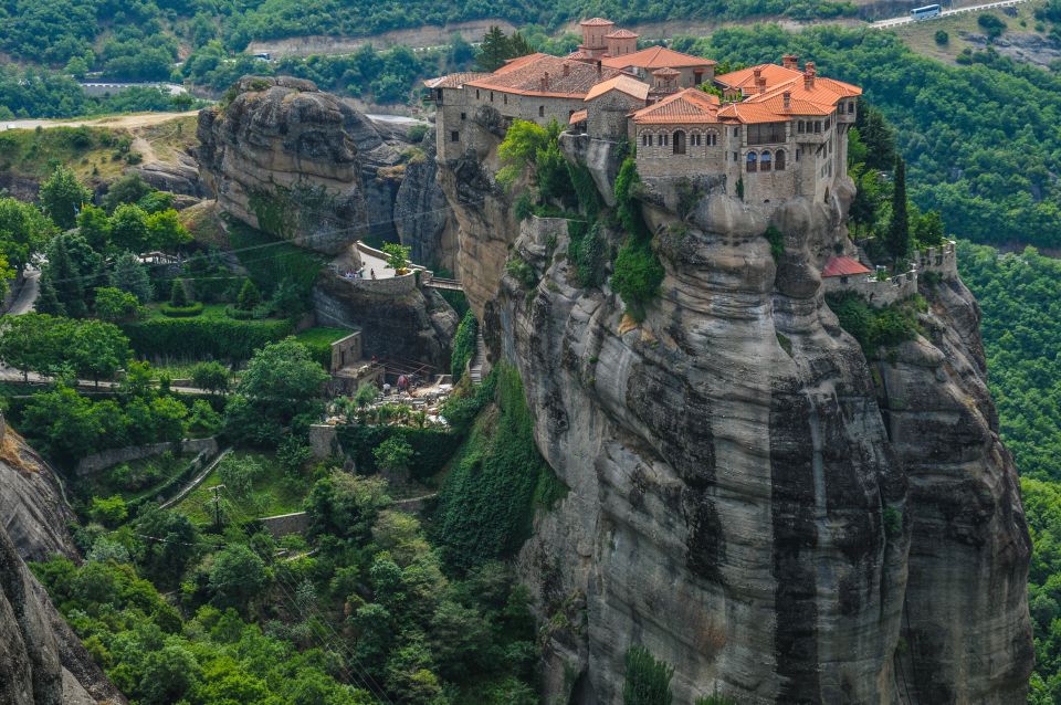 From Athens or Piraeus: Meteora Full-Day Private Trip - Key highlights you’ll care about