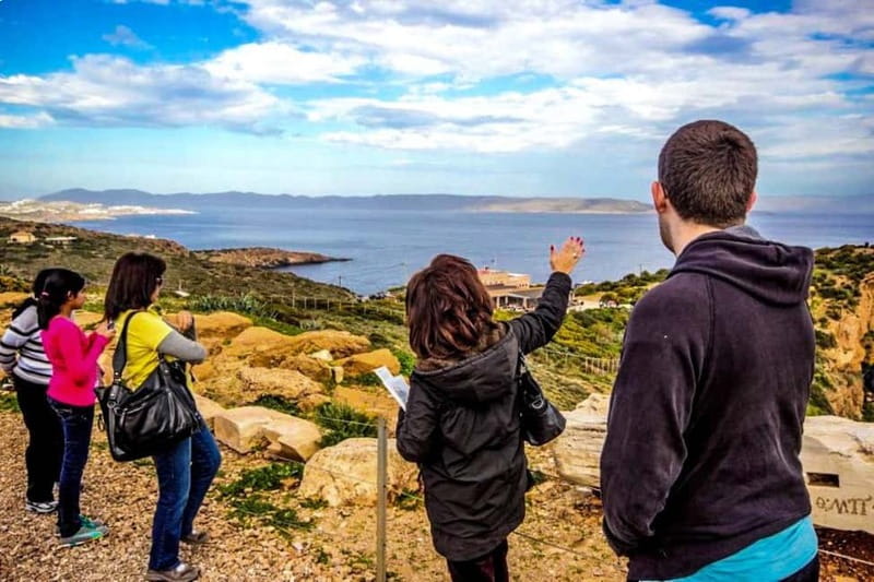From Athens: Temple of Poseidon & Cape Sounion Half-Day Tour - The archaeologist on the bus: myths you can actually use