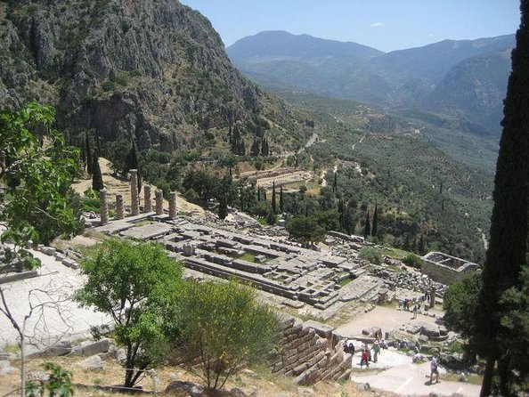 Meteora & Delphi 3 Days Semi Private Tour - Quick hits before you go