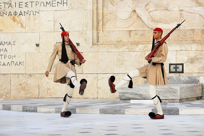 Panorama of Athens in 6 hours - Changing of the Guard: Evzones at the Presidential Mansion (and why it’s worth timing)